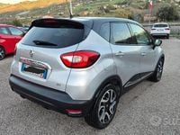 Usata Renault Captur 90 CV (66 kW) 2015 Grigio SUV