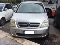 Usata Opel Meriva Cosmo 101 CV (74 kW) 2004 Grigio Monovolume