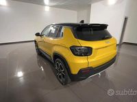 Nuova Jeep Avenger Summit 100 CV (73 kW) 2025 Giallo SUV