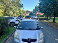 Usata Toyota Yaris 69 CV (50 kW) 2007 Grigio Berlina