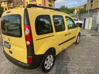 Usata Renault Kangoo 102 CV (75 kW) 2010 Giallo Monovolume