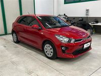 Usata Kia Rio Style 82 CV (60 kW) 2023 Rosso