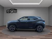 Usata Toyota Yaris Cross Lounge 116 CV (85 kW) 2022 Grigio SUV