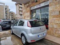 Usata Fiat Punto Lounge 77 CV (56 kW) 2016 Grigio Berlina