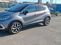 Usata Renault Captur 115 CV (84 kW) 2019 Grigio SUV