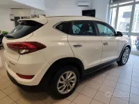 Usata Hyundai Tucson Xpossible 141 CV (103 kW) 2016 Bianco SUV