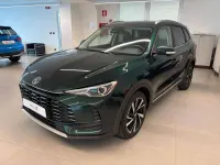 Nuova MG ZS Luxury 194 CV (142 kW) 2026 British green SUV