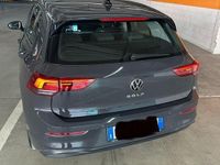 Usata VW Golf VIII 115 CV (84 kW) 2021 Grigio Utilitaria