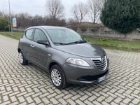 Usata Lancia Ypsilon Gold 85 CV (62 kW) 2014 Grigio Utilitaria