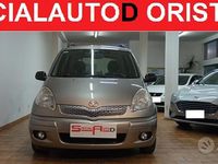 Usata Toyota Yaris Verso 74 CV (54 kW) 2004 Beige Monovolume