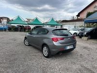 Usata Alfa Romeo Giulietta Distinctive 120 CV (88 kW) 2016 Grigio Utilitaria