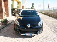 Usata Renault Captur Intens 90 CV (66 kW) 2016 Nero SUV