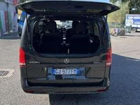 Usata Mercedes V250 Premium 190 CV (139 kW) 2022 Grigio Monovolume