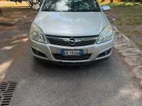Usata Opel Astra Cosmo 101 CV (74 kW) 2008 Argento Berlina