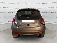 Usata Lancia Ypsilon S 70 CV (51 kW) 2024 Grigio Utilitaria