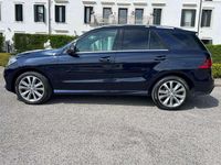 Usata Mercedes GLE500 435 CV (319 kW) 2015 Blu notte SUV