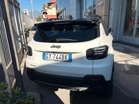 Nuova Jeep Avenger Overland 100 CV (73 kW) 2025 Bianco SUV