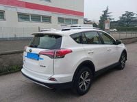 Second-hand Toyota RAV4 Active 143 CP (105 kW) 2016 Alb SUV