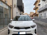 Usata Kia Stonic Style 84 CV (61 kW) 2022 Bianco SUV