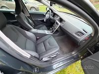 Usata Volvo V60 Momentum 163 CV (119 kW) 2012 Grigio Station wagon