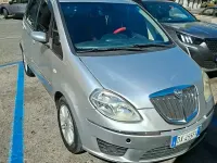 Usata Lancia Musa 90 CV (66 kW) 2009 Grigio Monovolume