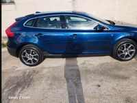 Usata Volvo V40 115 CV (84 kW) 2015 Blu Berlina