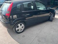 Usado Ford Fiesta 68 HP (50 kW) 2004 Citadino