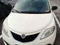 Usata Lancia Ypsilon 69 CV (50 kW) 2018 Bianco Utilitaria