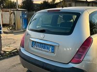 Usata Lancia Ypsilon 60 CV (44 kW) 2005 Grigio Utilitaria