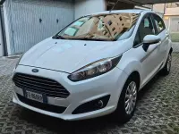 Usata Ford Fiesta 95 CV (69 kW) 2016 Bianco Utilitaria