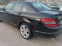 Usata Mercedes C220 Avantgarde 170 CV (125 kW) 2010 Nero Berlina