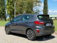 Usata Ford Fiesta Titanium 75 CV (55 kW) 2023 Grigio Utilitaria