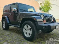 Usata Jeep Wrangler Sahara 177 CV (130 kW) 2008 Nero SUV
