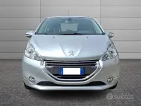 Usata Peugeot 208 Allure 82 CV (60 kW) 2012 Grigio Utilitaria