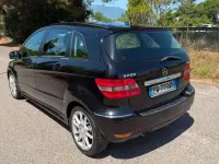 Usata Mercedes B200 Premium 140 CV (102 kW) 2009 Monovolume