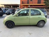 Usata Nissan Micra Tekna 82 CV (60 kW) 2005 Verde Berlina