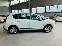 Usata Peugeot 3008 Business-Line 109 CV (80 kW) 2010 Grigio Station wagon