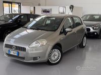 Usata Fiat Grande Punto Dynamic 77 CV (56 kW) 2008 Grigio Utilitaria