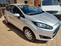 Usata Ford Fiesta 75 CV (55 kW) 2014 Grigio Utilitaria