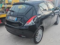 Gebraucht Lancia Ypsilon S 69 PS (50 kW) 2011 Schwarz Kleinwagen