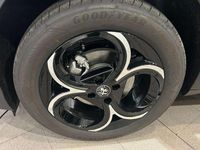 Nuova Alfa Romeo Junior Edizione Speciale 136 CV (100 kW) 2026 Grigio arese SUV