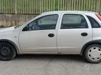 Usata Opel Corsa 80 CV (58 kW) 2003 Utilitaria
