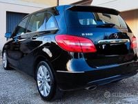 Usata Mercedes B180 Executive 122 CV (89 kW) 2012 Nero Monovolume