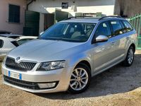 Usata Skoda Octavia Style 110 CV (80 kW) 2016 Grigio Station wagon
