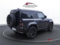 Nuova Land Rover Defender SE Dynamic 200 CV (147 kW) 2025 Carpathian grey SUV