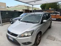 Usata Ford Focus 109 CV (80 kW) 2010 Grigio Station wagon