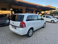 Usata Opel Zafira 150 CV (110 kW) 2013 Bianco Monovolume
