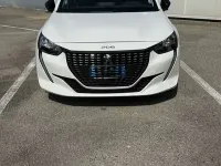 Usata Peugeot 208 Active 101 CV (74 kW) 2023 Bianco Utilitaria