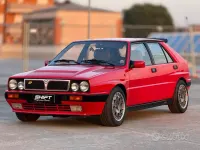 Usata Lancia Delta 196 CV (144 kW) 1989 Rosso Utilitaria