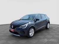 Usata Renault Captur Equilibre 101 CV (74 kW) 2023 Blu SUV